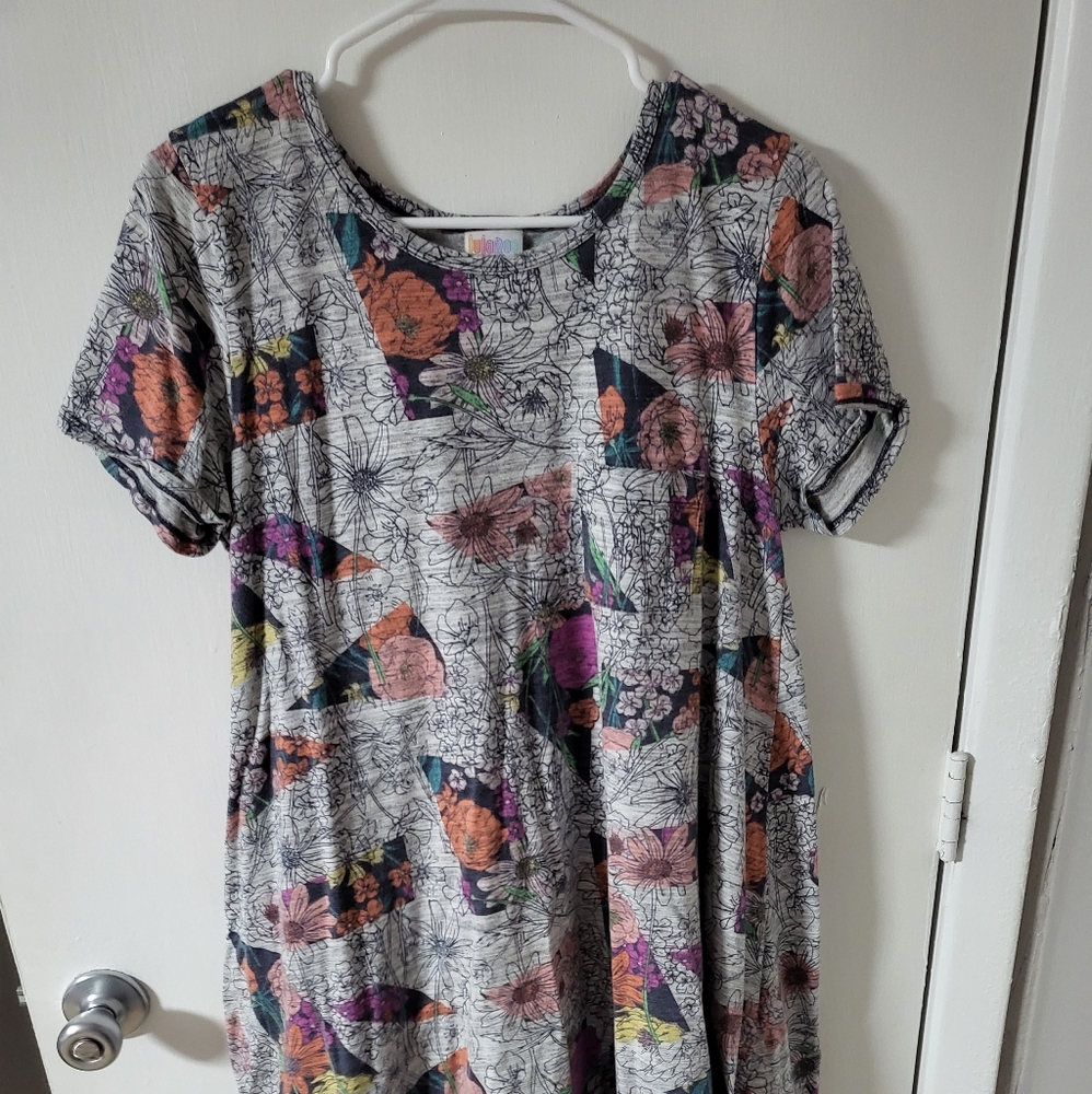 Lularoe Carly